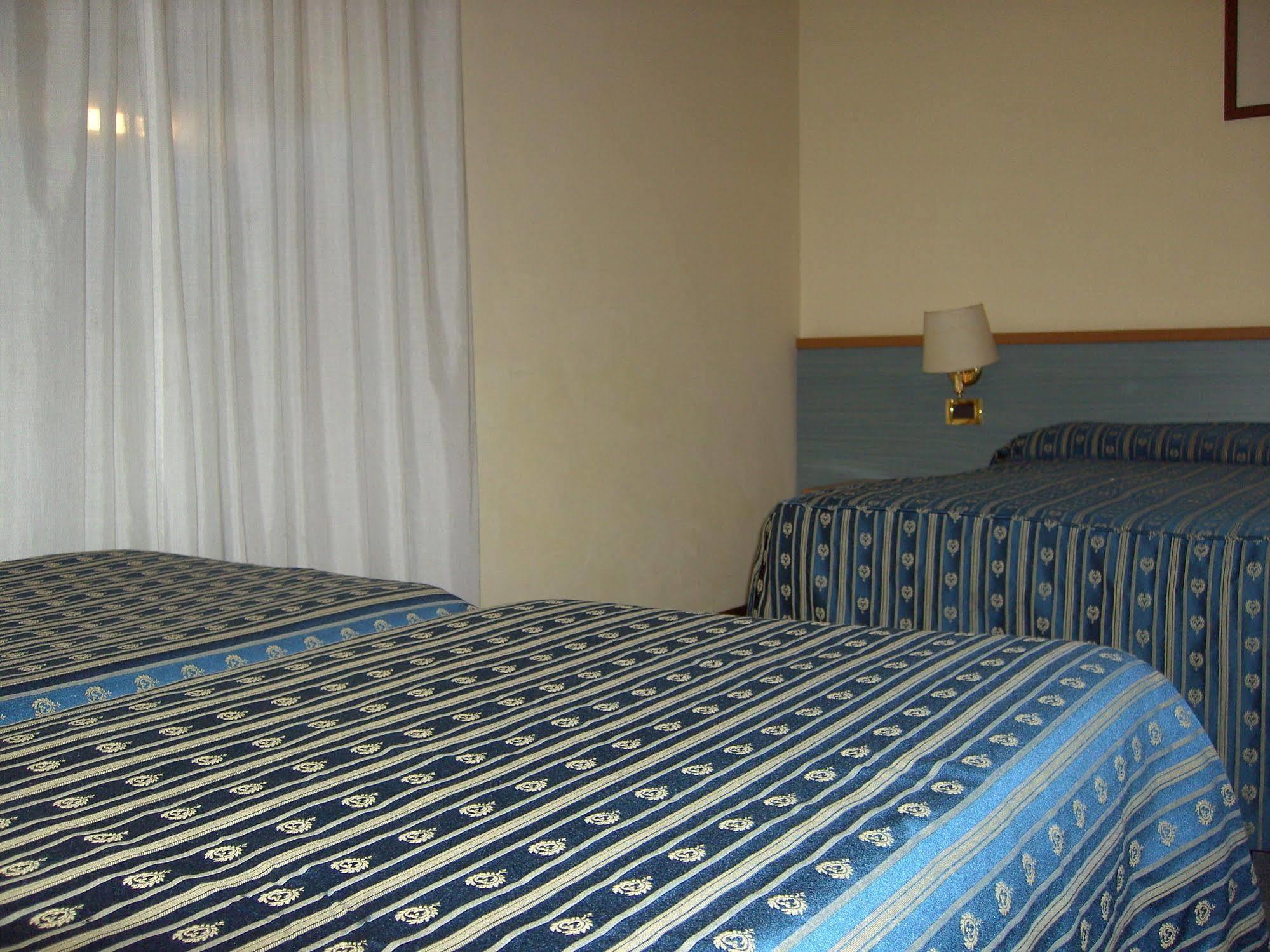 Hotel Stella โรม ภายนอก รูปภาพ